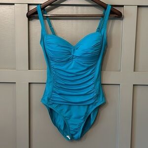 La Blanca Island Goddess One Piece Swimsuit Ruched Shirred Turquoise Teal Size 6